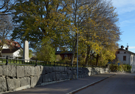 Ågatan mitt i byn